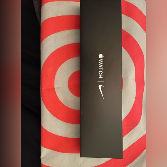 Nike edition Apple Watch series 7. - Picture 3 of 5